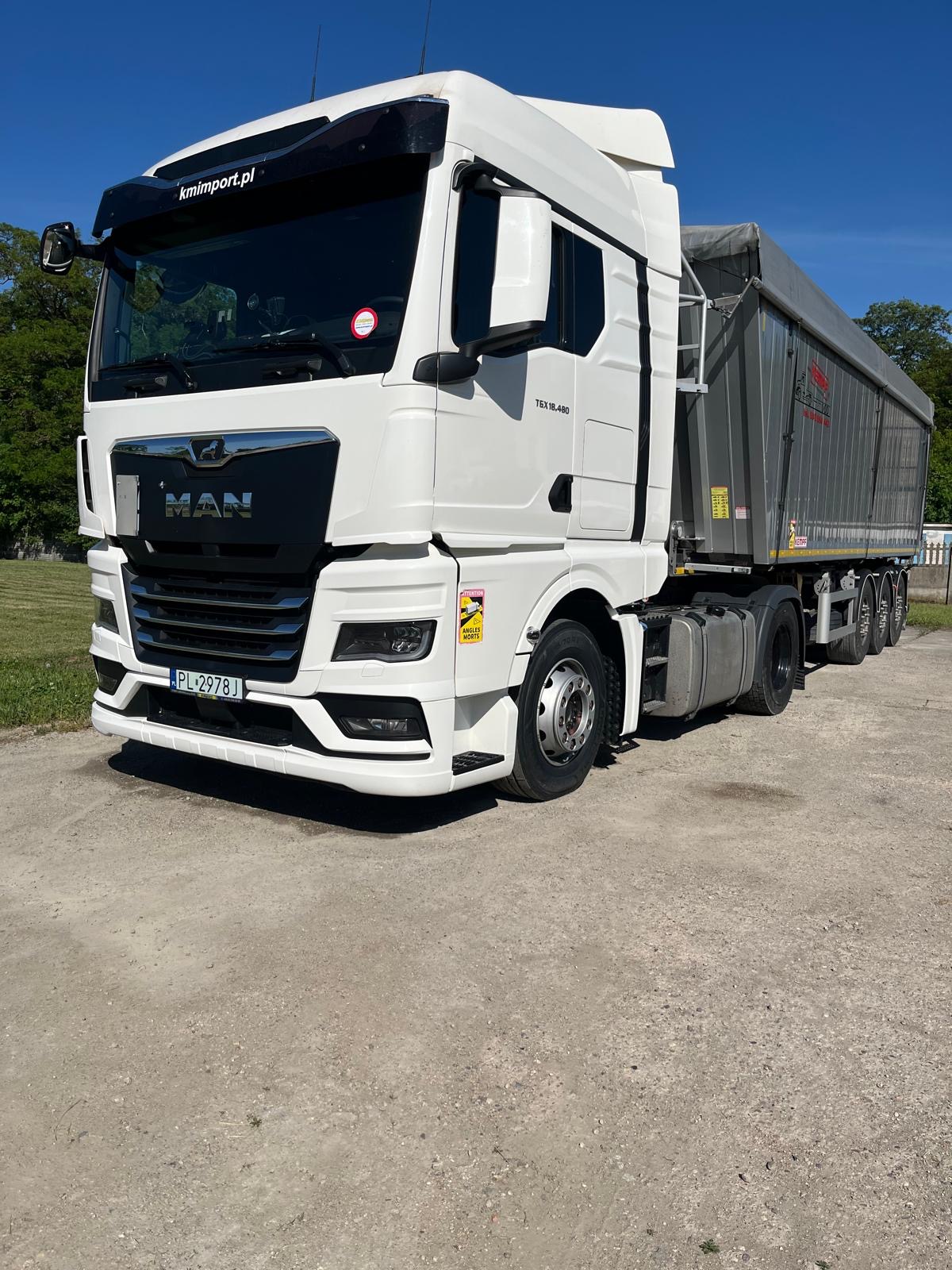 Ciągnik MAN TGX 18.480 z przodu – flota AGDAR 2026